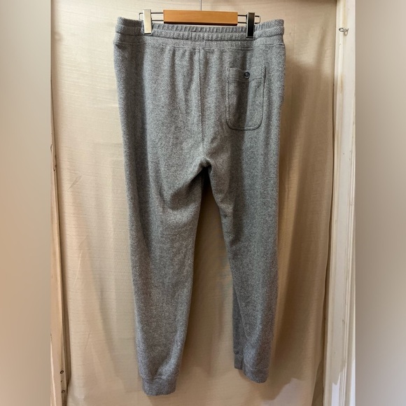 ⚫️ BOGO Faherty grey sweatpants size XXL comfortable for lounging or working out - Picture 7 of 7